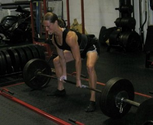 Nia Shanks 330 Pound Deadlift